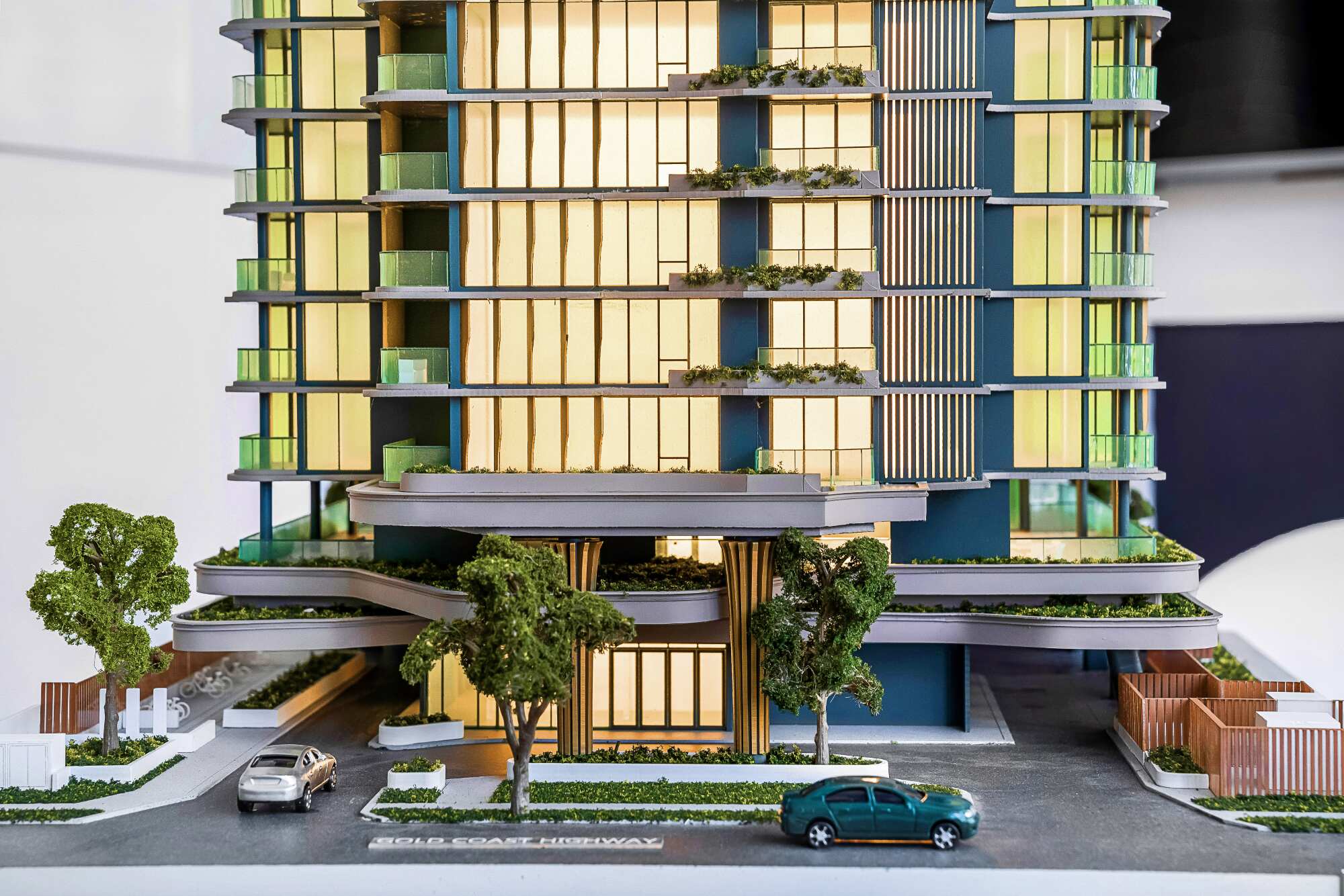 1873-1975 GOLD COAST HW BURLEIGH